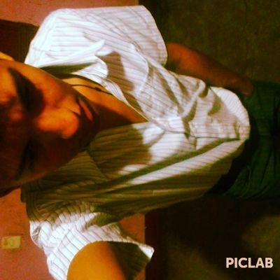 _VosFeo's profile picture. ∞ Hay Unos Infinitos  Que Son Mas Grandes que Otros Infinitos ∞ ε: // BBM 7F72DAFB