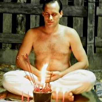 I'm am a strong psychic and exorsist; when people in need due spiritual issues you may contact me
