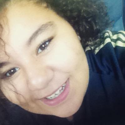 yasmine75020's profile picture. 