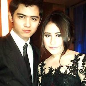 Official Fanbase Of Aliando & Prilly in Singapore.
We will always support @alysyarief & @PrillyBie in their career.