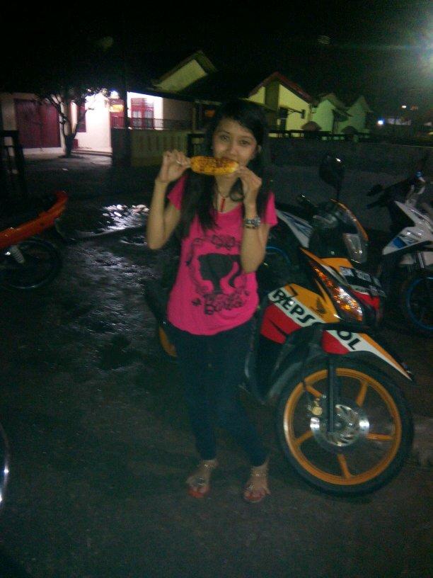 afrilliacyrus's profile picture. Demi ayah dan ibunda tercinta :*
wechat n wa : nona_afrillia