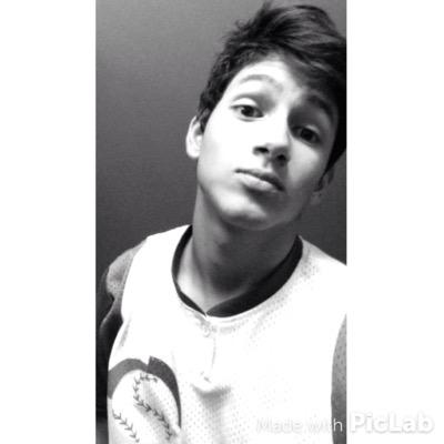 • Welcome to my twitter • Baseball player ⚾️ #prbahs //Puerto Rico\\