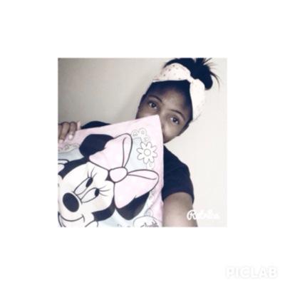 bitch10112's profile picture. I Feek The Chemicals Burn In My Bloodstreams ..