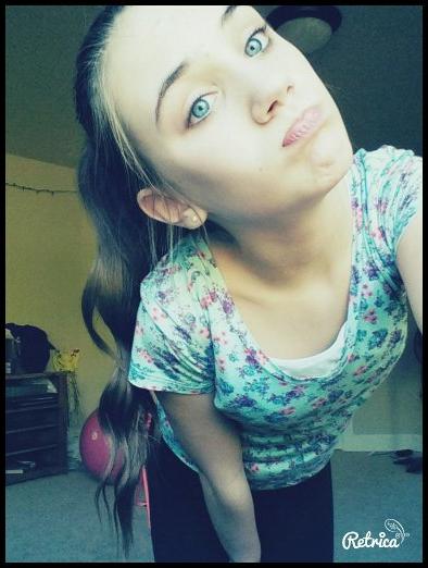 hiya(: I love you and I love pandas 
Bethany mota 
dude food,get me some of dat
