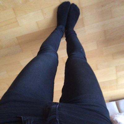 Recovering. diagn: anorexia nervosa. depression. pf is me