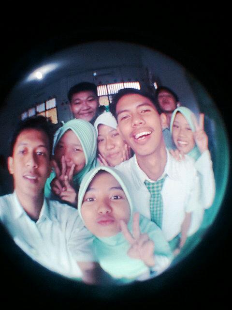 anantaNPA's profile picture. Calon mahasiswa | Manchester United | 03 juni 1997