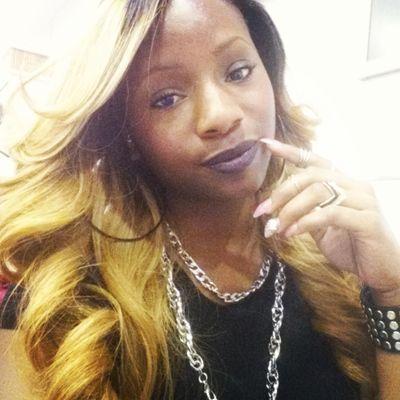 I am who I am n I love,me...so follow n u will love me 2... Life is all about me right now... R.I.P. #mommy #GREYMATTERS #FIGHTcancer