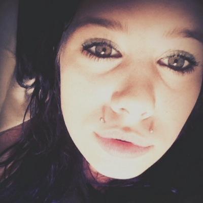 JazziSkyee's profile picture. sleeping ❤️beach shopping partying snapchat :jazziskyerozier