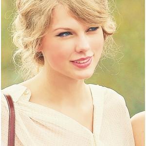 Free follow, pls follow @hermioneswift13 instead. She will follow just ask :)