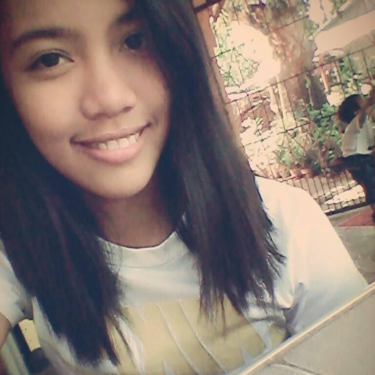 A person who LOVES you TRULY will NEVER let you go WHATEVER the situation is.                                  PAO