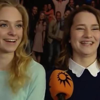 1e fanacount voor Wienna ( Wiet en Anna uit de bekenden soap GTST ) Maar buiten de serie heten ze @pippellens & @barbarasloesen Maak de volgknop blauw