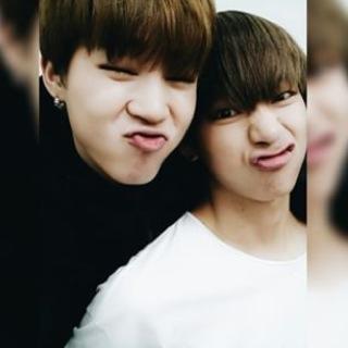 ♡정국♡
love the V Jongkook's contest. Soyeon cover up the pressure throughout to cover up fighting ❤❤❤