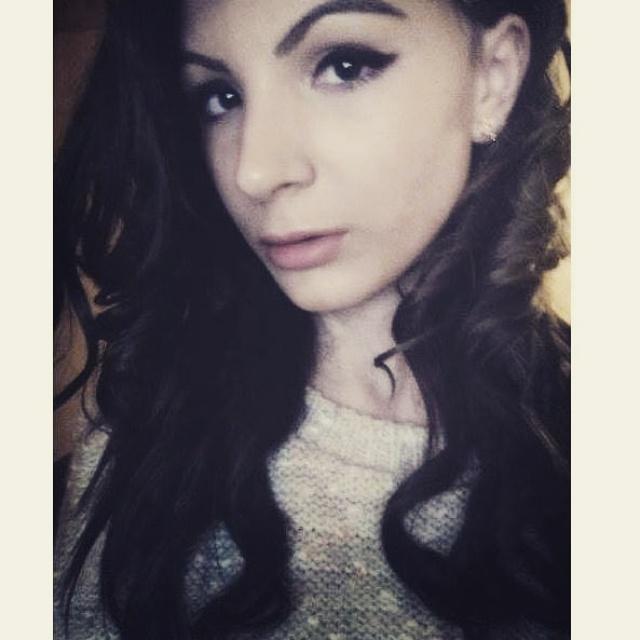 #nebună #nebunie #șucărime #valoare #pitică coruptă 
# boss ass bitch #too close                     ♥ ♥ ♥ FAMILION ♥ ♥ ♥ → Mama , tata , ficăsa , bunica .
