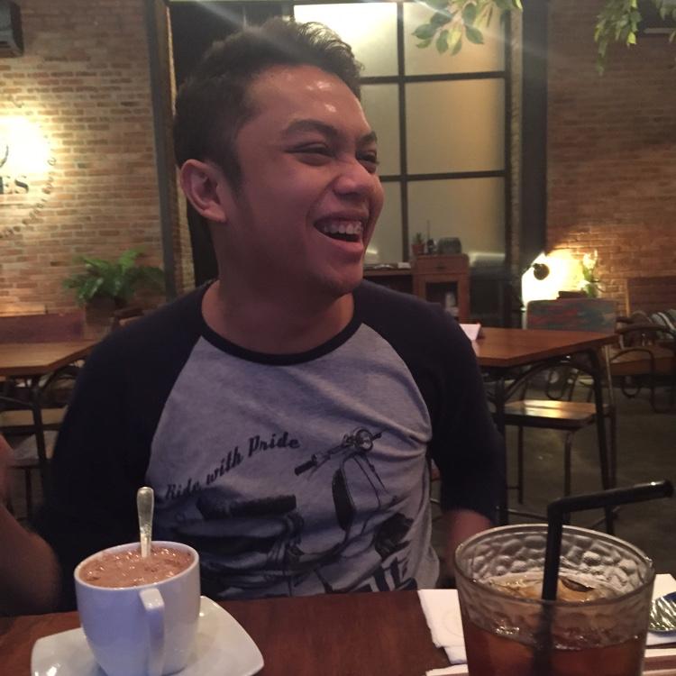 vigosatrio's profile picture. a wanderlust.