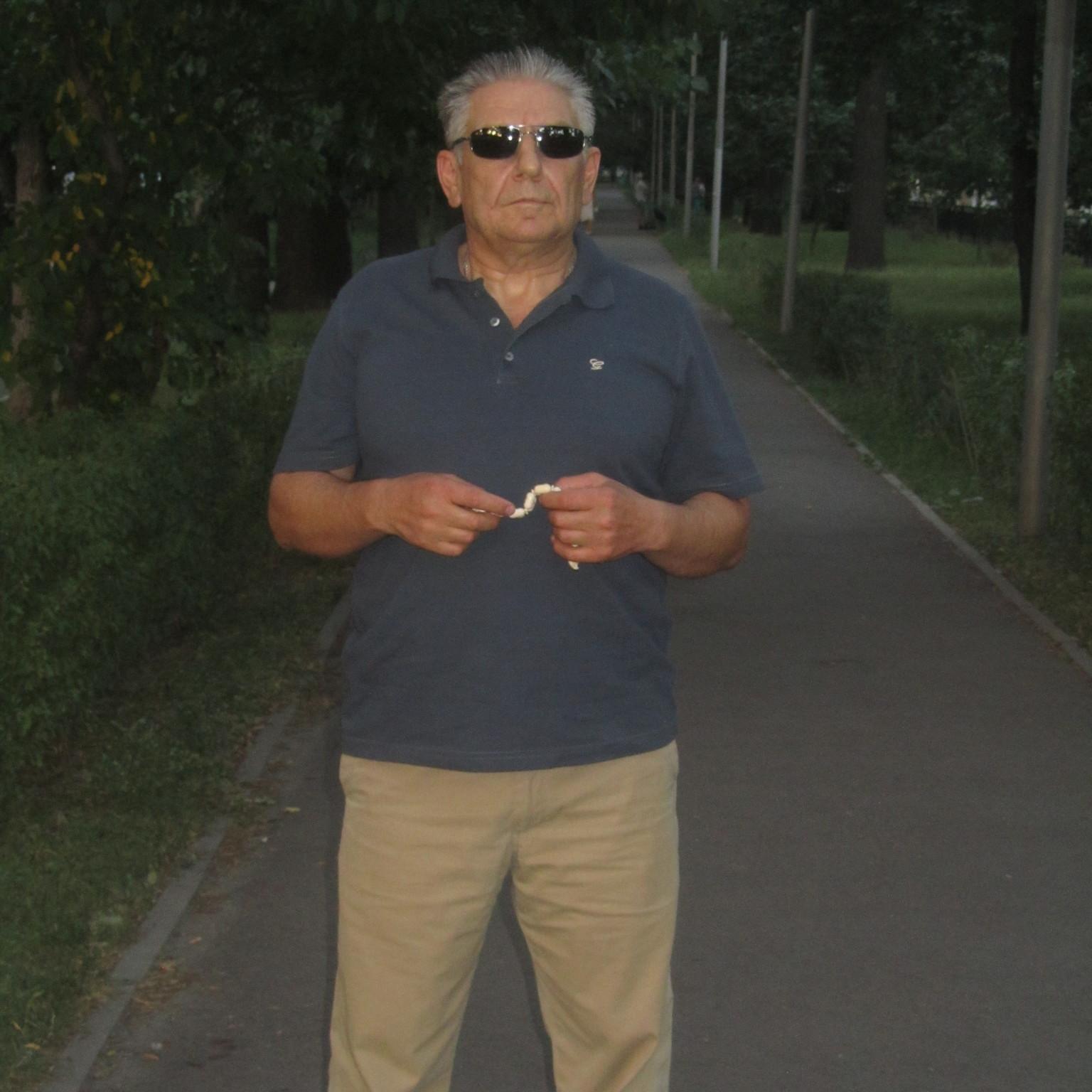 valeramoskva's profile picture. пенсионер