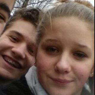 mon snap: fannykbr
mon facebook: fanny kubler
mon insta: fannykbr