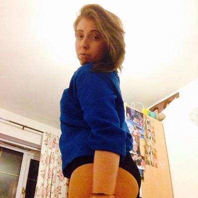 jessicanotfine's profile picture. follow me and i will follow back Anyone famous please follow me it would make my dream come true and I love you