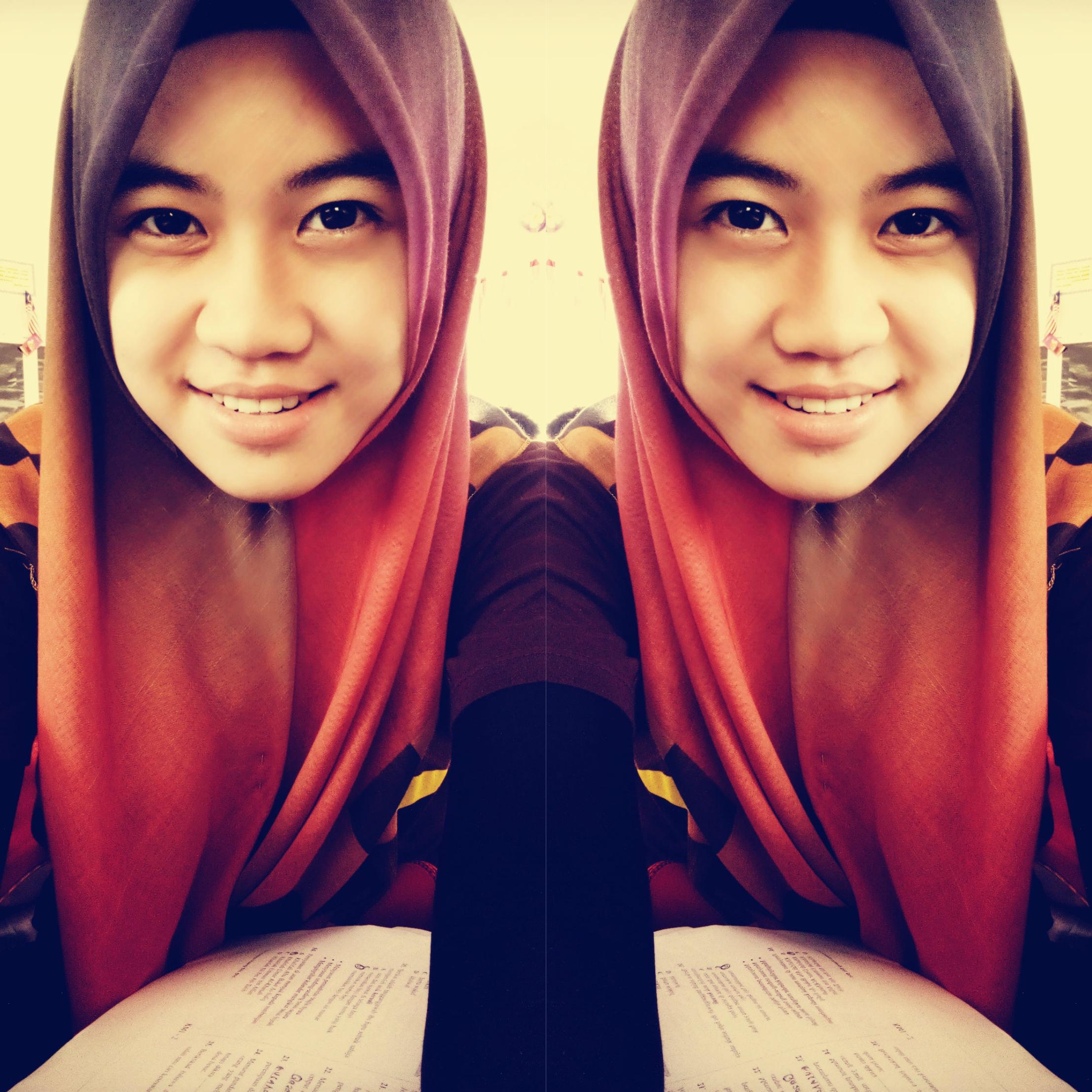 RynniDanny's profile picture. Eye'smile owner :) 
Wechat: Rynniifdani