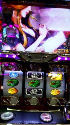 スロキチ（リール制御の整っている台が好物）・歌好き（０７２的なものです）ないい年のおっさんです。
諸事情により以前持っていたアカウントを削除しました。