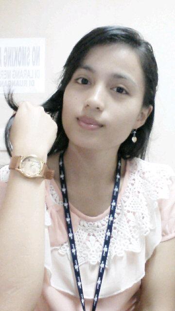 Simple girl I love Jesus n my family