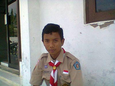 Semakin perhatian ,,semakin menambah rasa sayang,,, semakin  menjauh semakin pudar,,, itu cinta..
#Invite: 5296E454