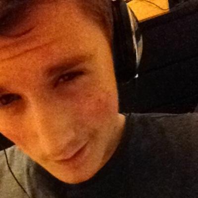 Lewis_Macgrub's profile picture. talk very fast, hope something good happens, take the credit.