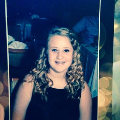 Hey(: Im Amber. Im 14,I love to sing,act, and i love Justin Bieber. Follow me on instagram @AmberBieber123456. Follow me!!