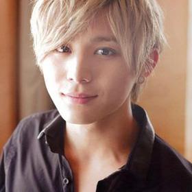 山田涼介 Hey Say Jumpのメンバーカラーが変わっていた 山田涼介 赤 知念侑李 ピンク 中島裕翔 水色 有岡大貴 オレンジ 八乙女光 黄色 薮宏太 黄緑 高木雄也 紫 伊野尾慧 青 岡本圭人 緑 になってた 山田涼介 Hey Say Jumpのメンバーカラーが変わっていた 山田涼介 赤 知念侑李 ピンク 中島裕翔 水色 有岡大貴 オレンジ 八乙女光 黄色 薮宏太 黄緑 高木雄也 紫 伊野尾慧 青 岡本圭人 緑 になってた