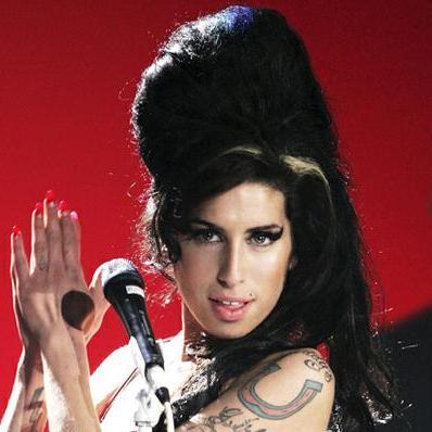 Fã-clube virtual de Recife/PE - Brasil de uma das maiores cantoras da atualidade, Amy Winehouse. Virtual Fan Club. Administered by  @lucydivareal