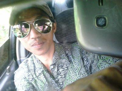 iyong_rohmanto's profile picture. Selalu tersenyum meski hati terluka