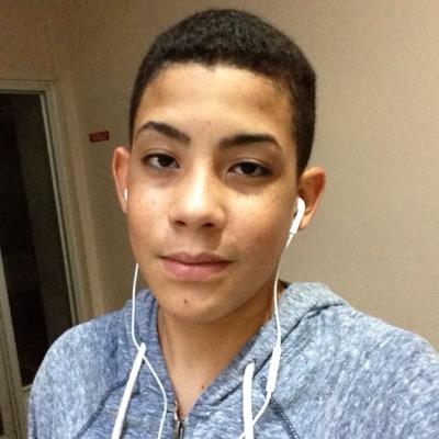 kik:geremy_30
snapchat: