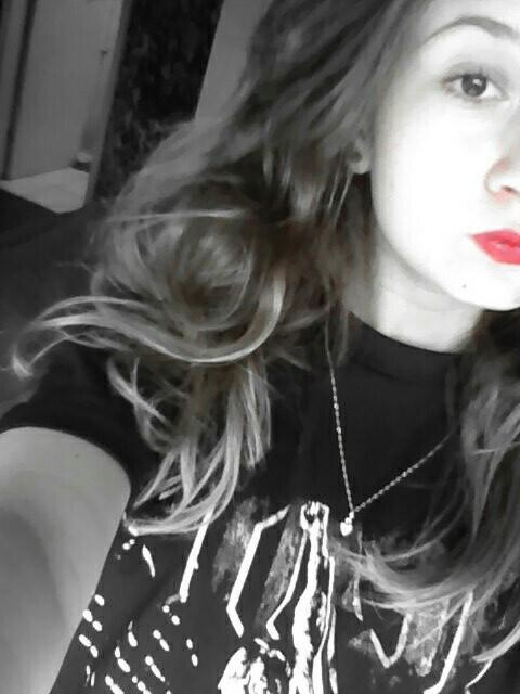 I love rock, i am belieber...12 anos…snap: amabile_lacombe e amabil11, love too the magcon boys