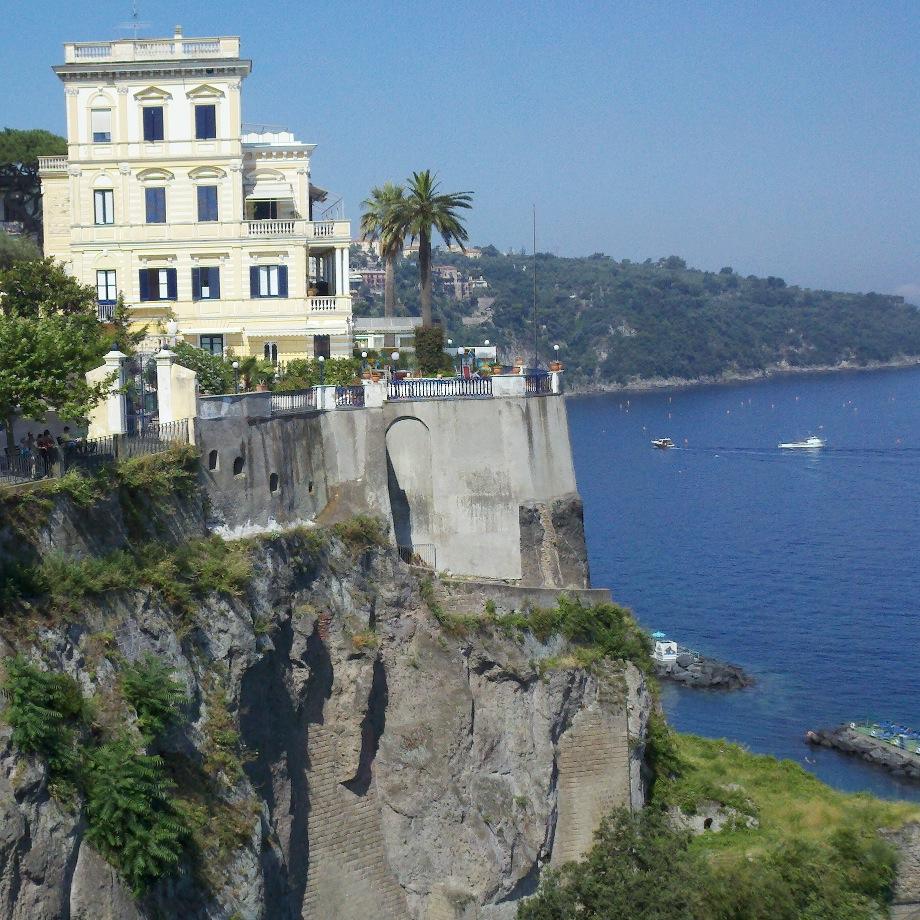 beingme1122's profile picture. 