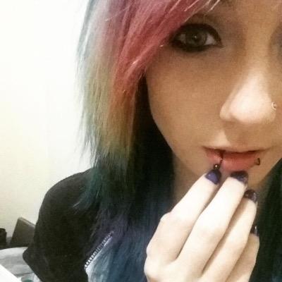 cindizombiebub's profile picture. ✨words cant explain✨