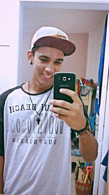 Do submundo vou subverter, ou você
Intimida o mundo ou mundo intimida você.✌