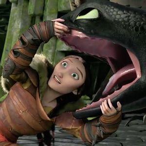 Valka. Sexy, joven e inteligente. Jinete reina de dragones. Madre de Hiccup.