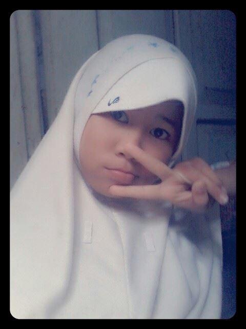 Mencintaimu adalah hal yang terindah dalam hidupku,,
Love youu♥♥