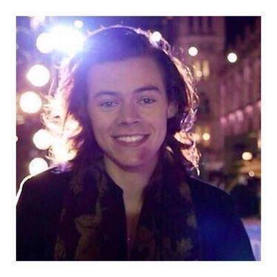 happy new year! please follow @yodelingstyles because she gave you a free follow and she loves you