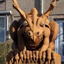 Professional sculptor in metal