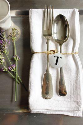 Online home and vintage Interiors shop including British Handmade Products, Vintage accessories, furniture and decorative items.