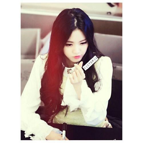 happy naeun won't come back, she's dead.
