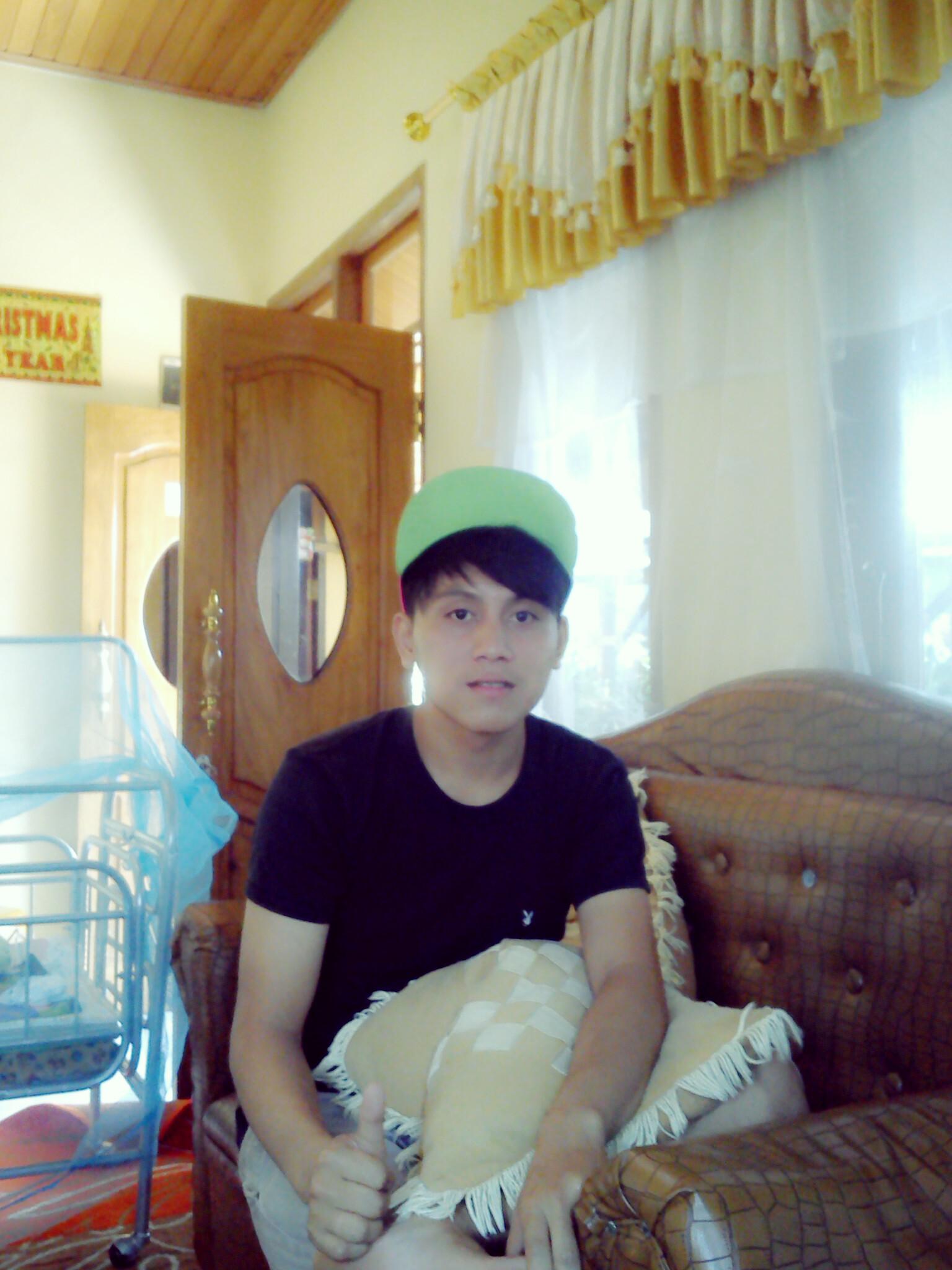 └ºνє♡ @VendaBrampisela {}