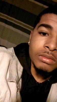 ANT_AMN's profile picture. E   lowkey