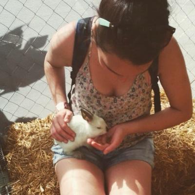 VieVieGS's profile picture. 