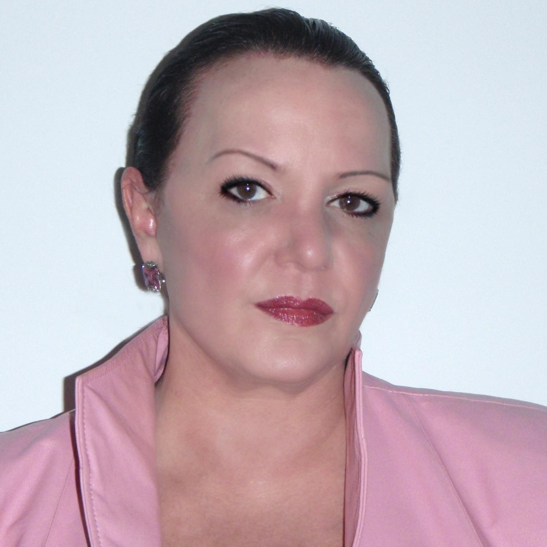 LyndaDechane's profile picture. 