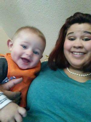 emilyrenalewis's profile picture. I am a wife and mother living in Arkansas and loving my life  I am going to school to be a business management graduate