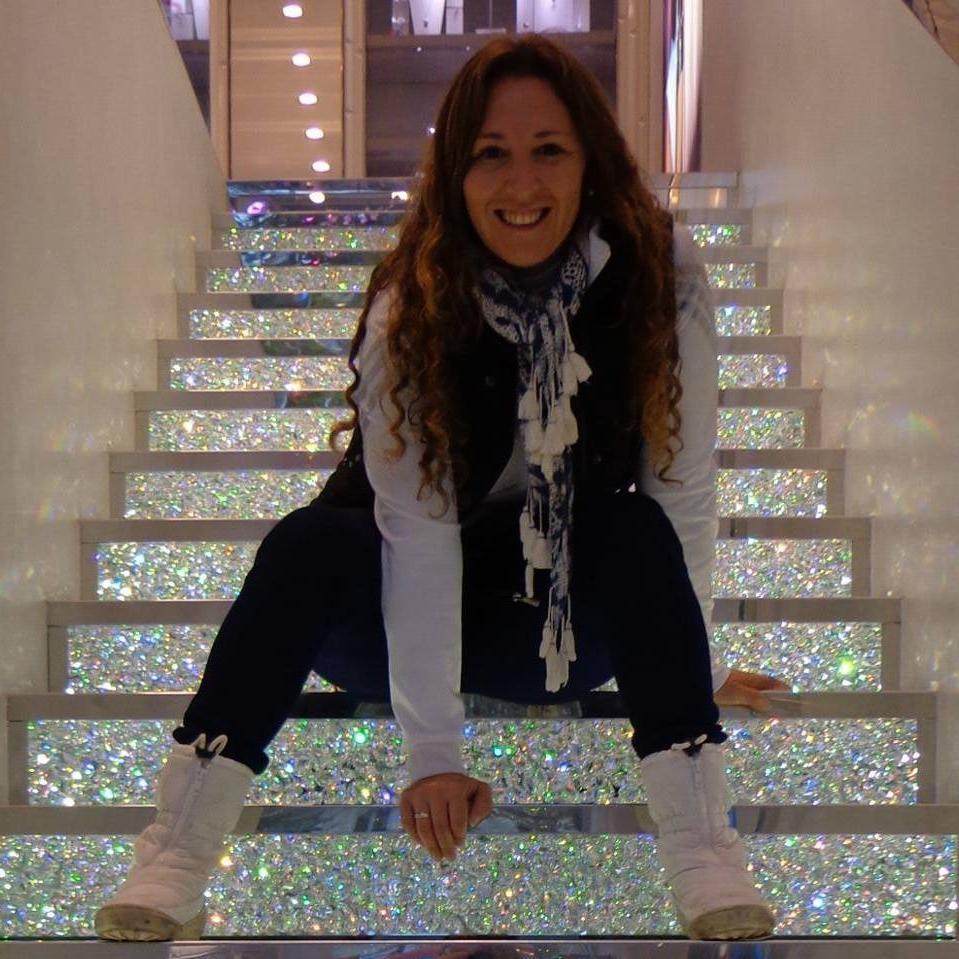 ME ENAMORO DE TODAS LAS BUENAS PERSONAS, ME DECEPCIONO RAPIDO DE MUCHAS MAS...SOY UNA LOCA IMPORTANTE...PERO LINDA! SOY JUSTICIERA ANTE LAS INJUSTICIAS SOCIALES