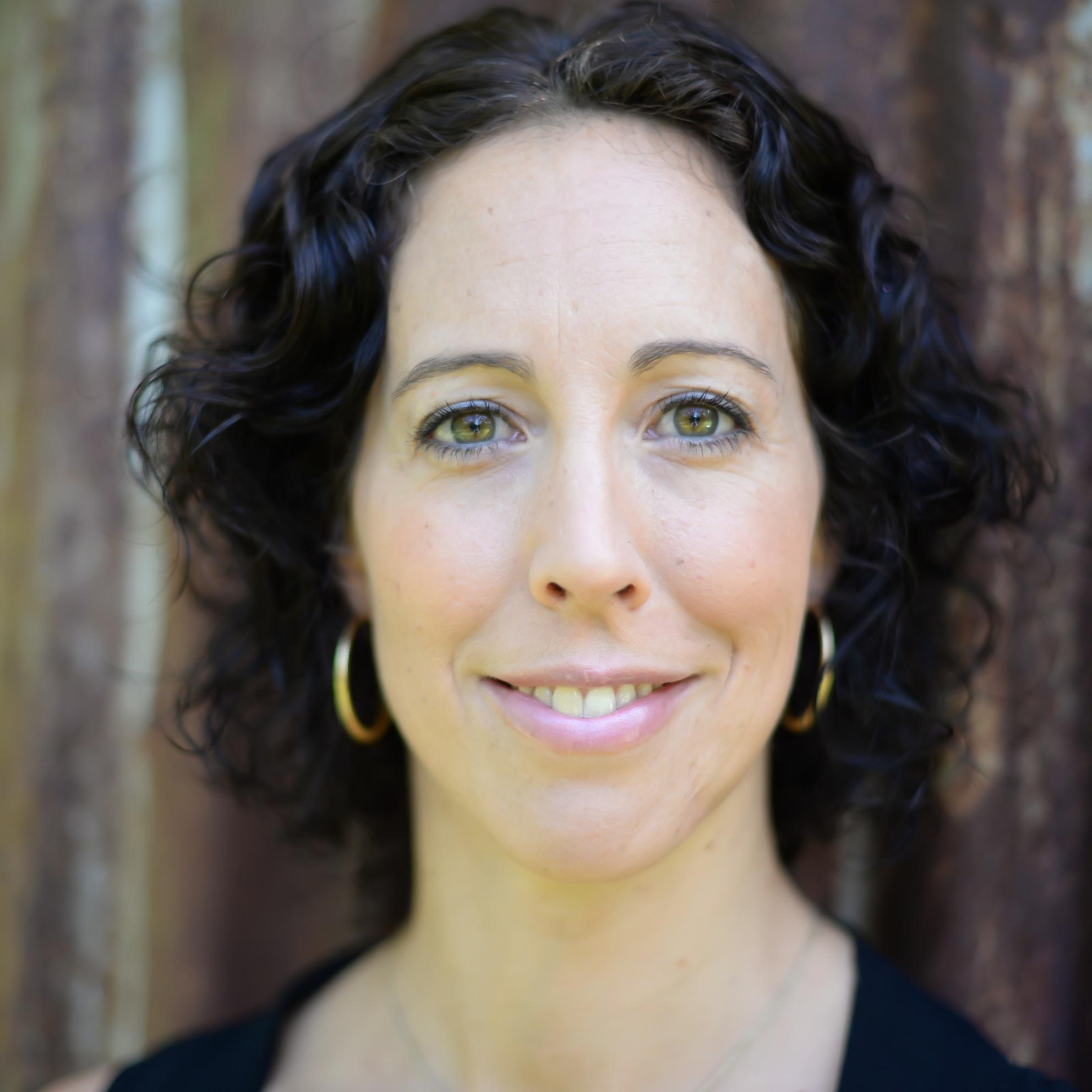 NikkiSimplicity's profile picture. Making decluttering simple and achievable, starting with you and building a good foundation.