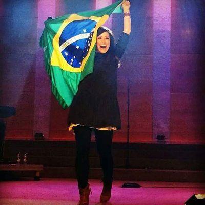 No ano de 2014 tivemos o prazer de receber a Kari Jobe em Brasília e São Paulo e foi tremendo, e em 2015 não pode ser diferente