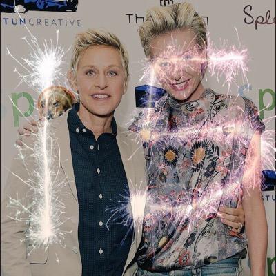 PortiadeRossiUK's profile picture. A fan account for @portiaderossi